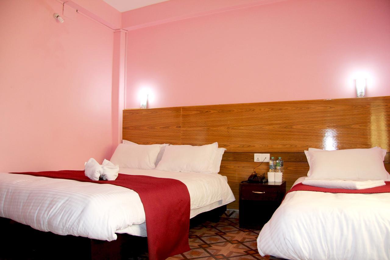 Hotel Buttercup Ποκάρα Εξωτερικό φωτογραφία