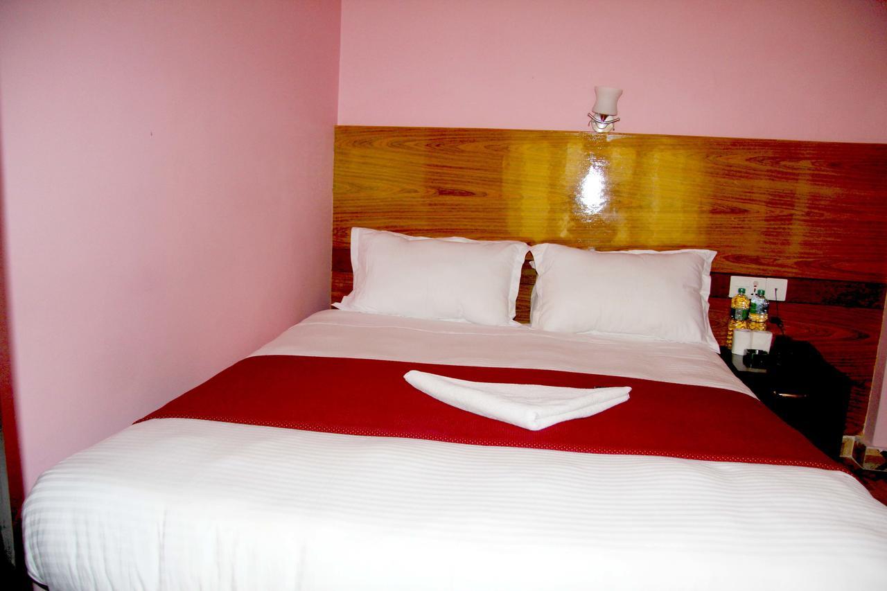 Hotel Buttercup Ποκάρα Εξωτερικό φωτογραφία