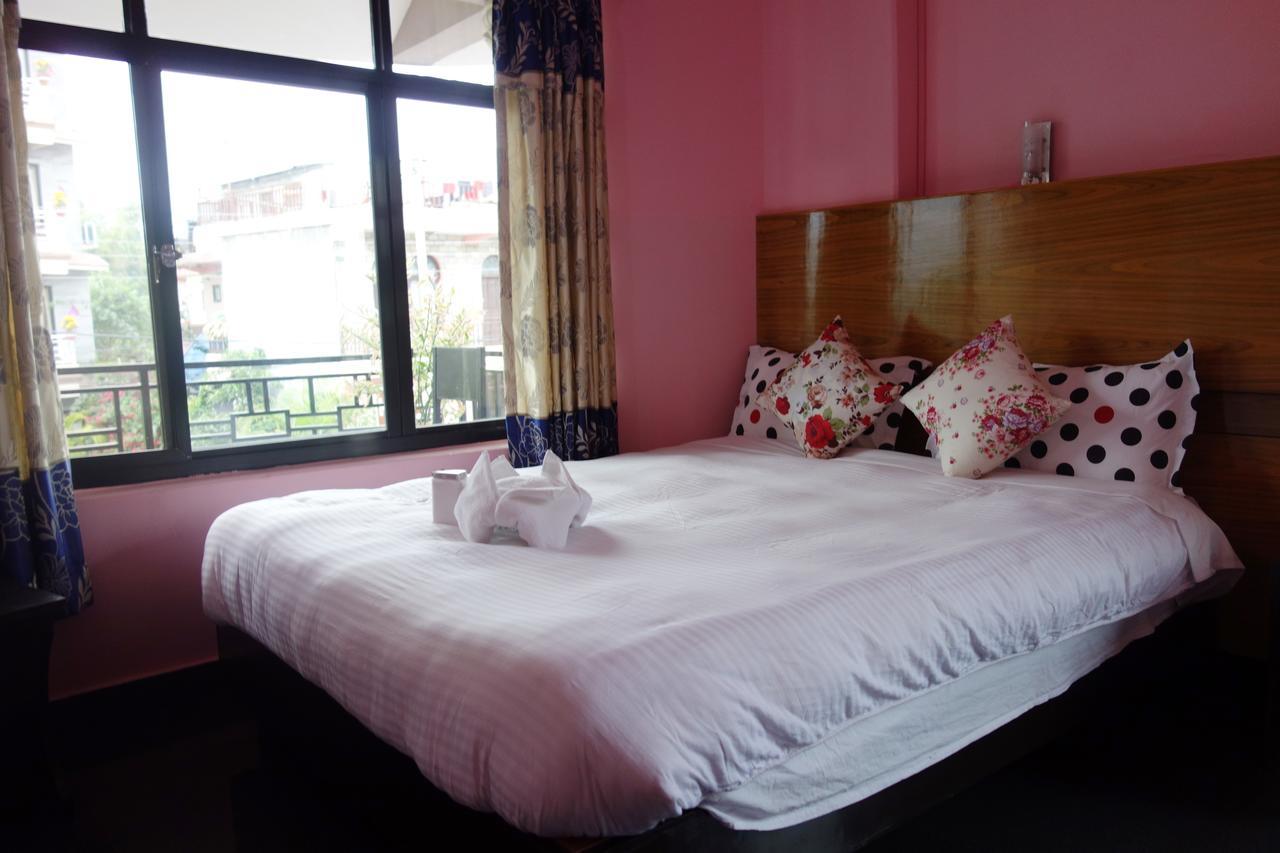 Hotel Buttercup Ποκάρα Εξωτερικό φωτογραφία