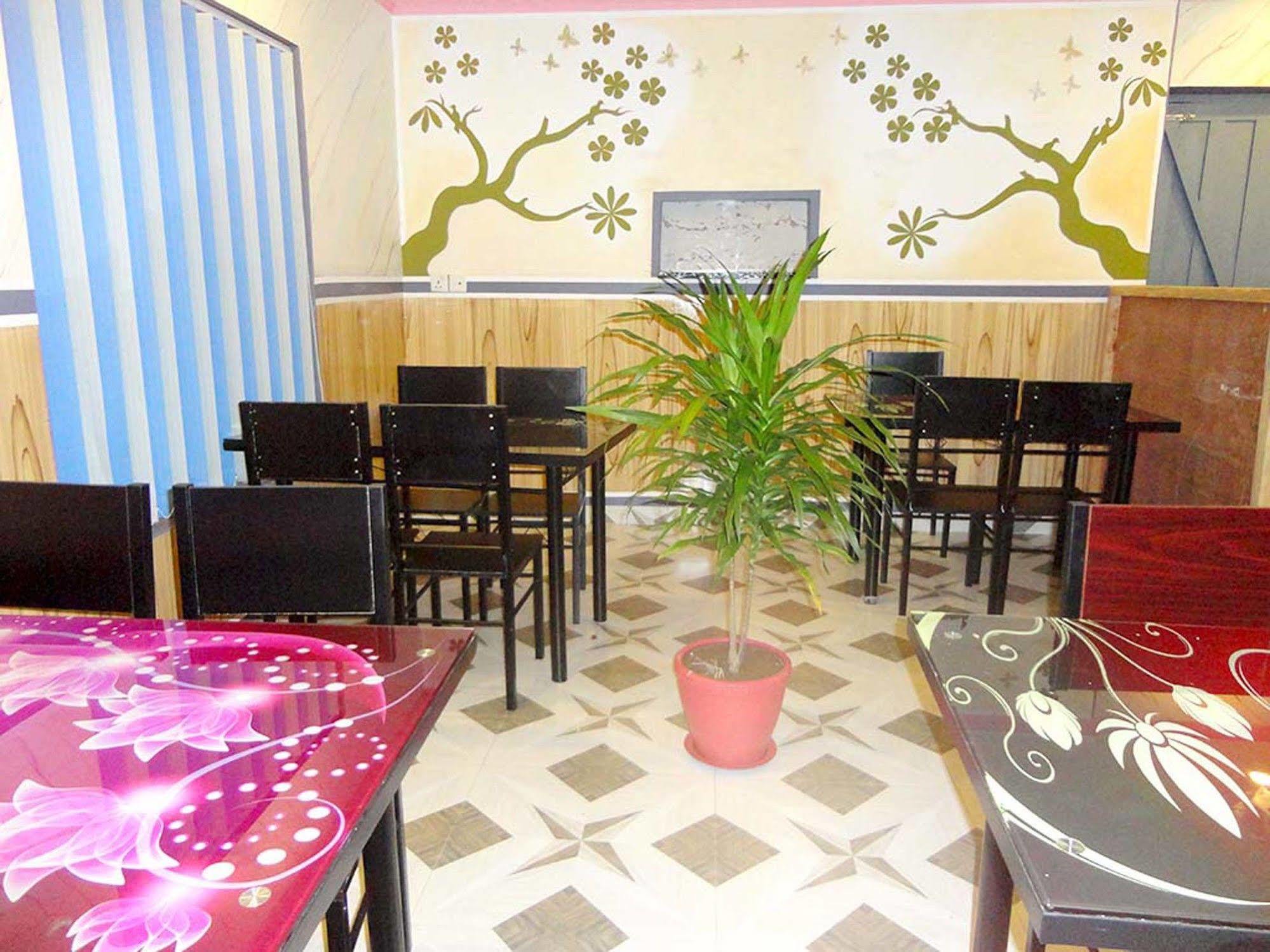 Hotel Buttercup Ποκάρα Εξωτερικό φωτογραφία